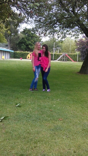 ||14 years old ;D || CRAZYYY! ♥|| ,|| My Best: @JustMeYannick & @MELoveingJORDY||, I'm crazy about that one special person ♥||, Singer!||