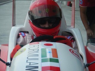AcademiaPilotos's profile picture. La mas completa Academia de Formacion y competicion en pista del kart a las Formulas a nivel internacional! http://t.co/66TaA6yVDV