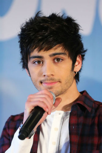 DON'T FOLLOW!!! This is a free follow from @blazedupzjm , please follow me on there instead. Love you x