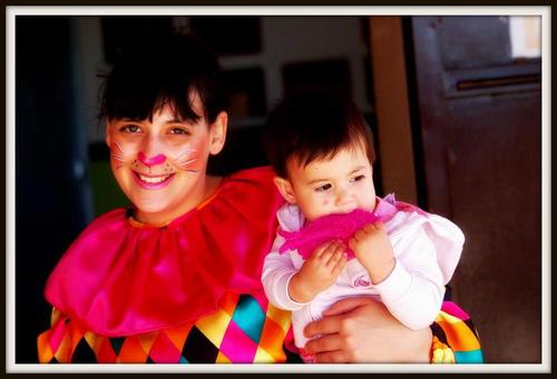 Somos un grupo de animación infantil, actuamos en todo tipo de eventos para los más peques, cumpleaños,comuniones, bautizos, etc., en la isla de Mallorca