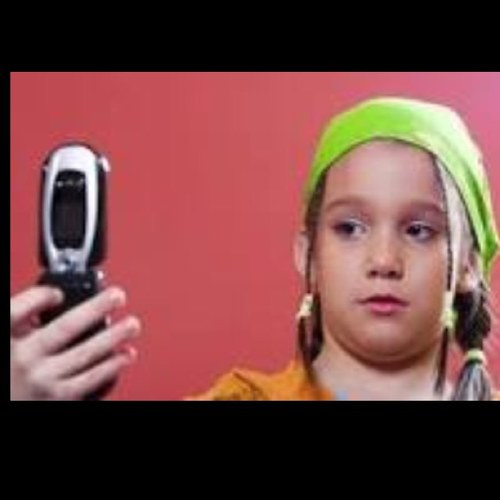 A comedy about 10 year olds with iphones and have bad grammer!