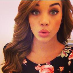 theblobgr's profile picture. Ανορθόγραφη δημοσιογράφως, σόσιαλ μύδια έξπερτ, μέλος περιοδεύοντος θιάσου, γκεστ σταρ σε φρικ σόου τσίρκων. Είμαι ότι δηλώσω. Έλα, έλα, έλα, πάρε με από πίσω.