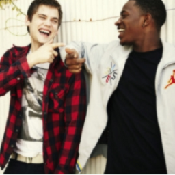 Support @followoller and @TheRealMalcolm from Venezuela.