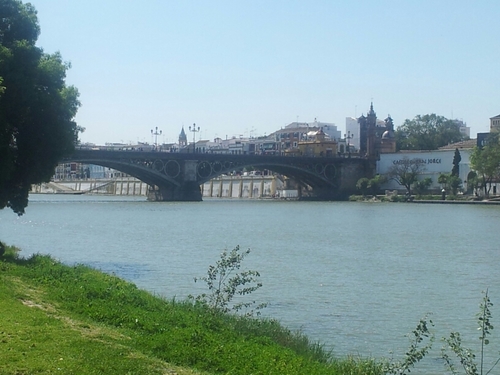 leirbag131313's profile picture. 