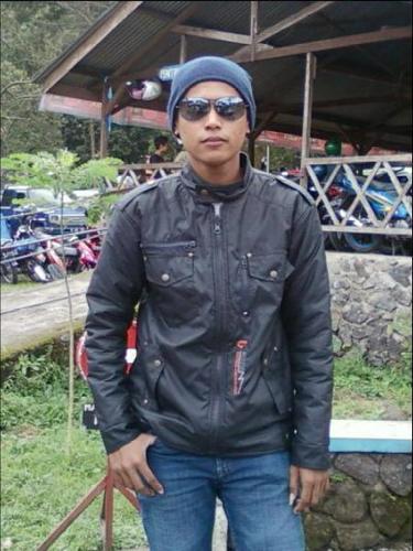 ranggadika265's profile picture. TAK ADA YANG ABADI