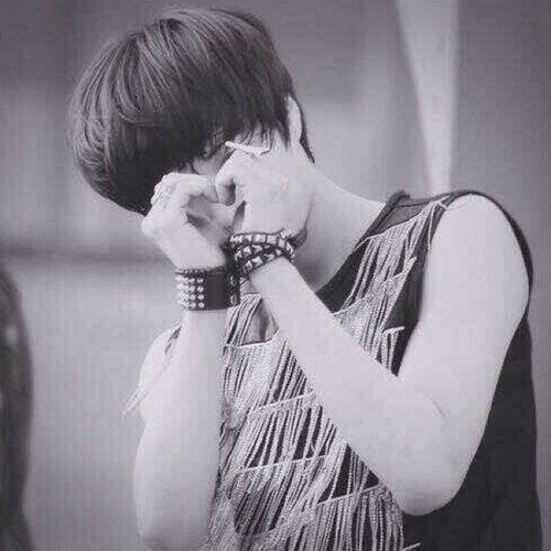 なあ、ほら。恋って言って。愛に行くから。 EXO 金鍾仁 bot。start * 13/6/14