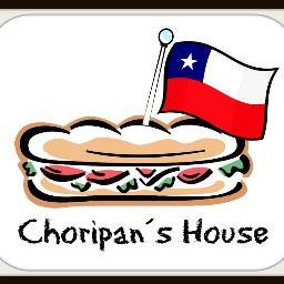 Gran variedad de choripanes, dulces chilenitos y mucha comida chilena.