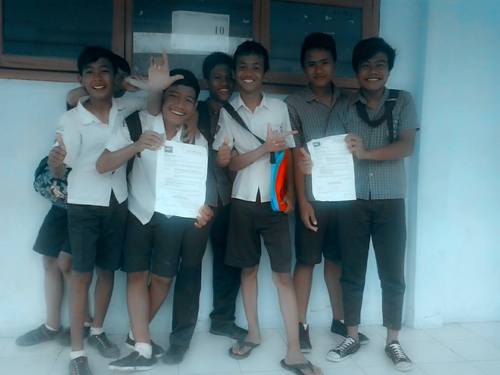 Rangga Abdullah | SMPN 1 Teluk Jambe Timur | taken with @Salma_Putriii | follback? Just mentions okehhh. No Unfollback!!