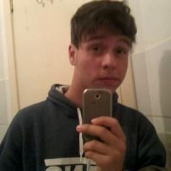 psiu p. @bunecaloka_ vim aqui pra dize que esse menino tipo assim se tornou especial pra mim bom você sabe ne pequeno quando precisa vo ta sempre ai com você ;3