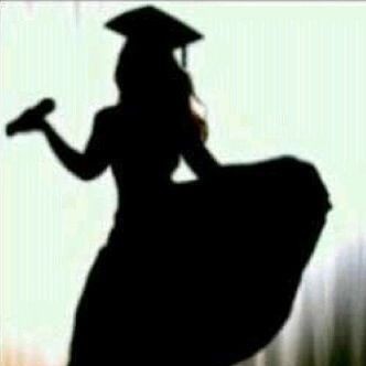 مُتذوقه للشعر {instgram;alreem_95}