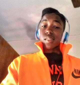 A swag guy that believes in achieving goals and created the franchise DLA
And thinks that neptune is the limit 
FOLLOW ME I FOLLOW BACK!!!!¡¡¡