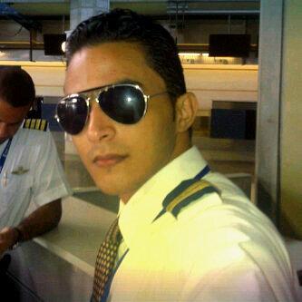 jotonn's profile picture. Flight attendant... Hijo,hermano,amigo,hijo de Dios… amante de la vida.!!