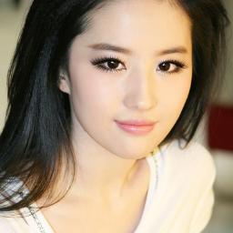Hello! Ako si Dionne, Fic. Charac. po ako sa NiD| Produkto ni @iamAlyloony | Chimay ni Japoy | Tweeting since 06/23/13 (New OP)