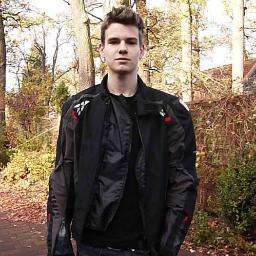 BitteMitK's profile picture. Cooler, netter Typ. Folgt mir. ;)