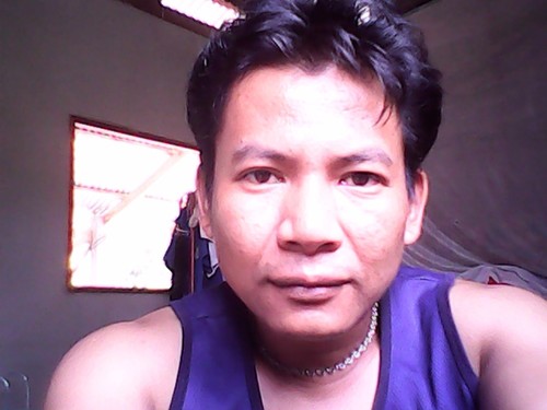 charin011's profile picture. 