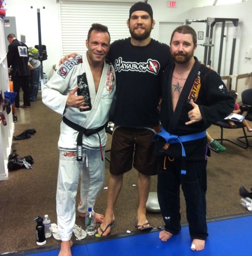 A Bjj Blue Belt who loves kittys and cant escape nerdism, training out of Team Bushido / Ottawa Drysdale, Ottawa, Canada ...Ossss