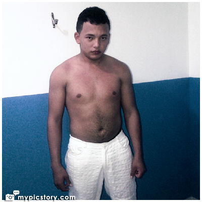 Cantante en proceso y estudiante de locucion con enfasis en periodismo (ESLOCP)   ... Aqui esta mi pin 2a678ed6 !!! Agg whatsapp: 3007325217 ;;