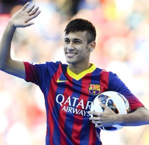 Dit is het Officiële Neymar fan account! Nieuwtjes plaatjes en nog veel meer! NF=NFB