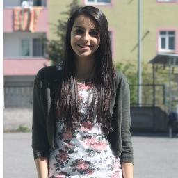 Kitap okuma alışkanlığı kazanmış, Ata'sına aşık, çok çabuk sinirlenip çok çabuk yatışan biri, DEVRİMCİ, terazi burcu....