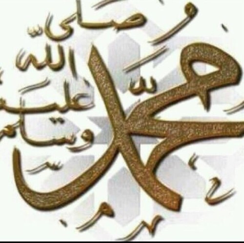 : ‏انت حكاية كل يوم احكيها للسما يا نعمه عجزت اشكر ربي عليها ~