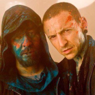 I don't like to hold back, because that's how you hurt yourself -ChesterBennington
Dream Big Work Hard and Dont be an Asshole -MikeShinoda 
[LINKINPARK SOLDIER]