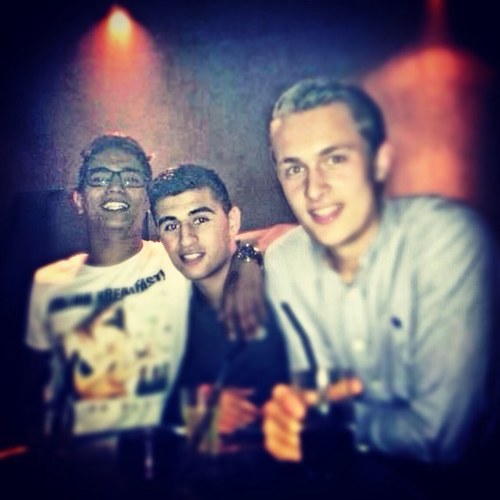 dhr_yaro's profile picture. Hallo