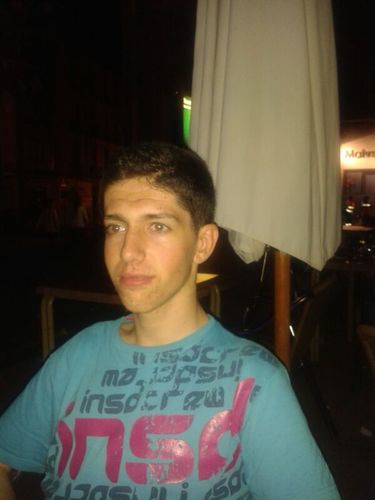 Filólogo clásico (UCM). Docente de Miscelánea. Aficionado al RMCF :)