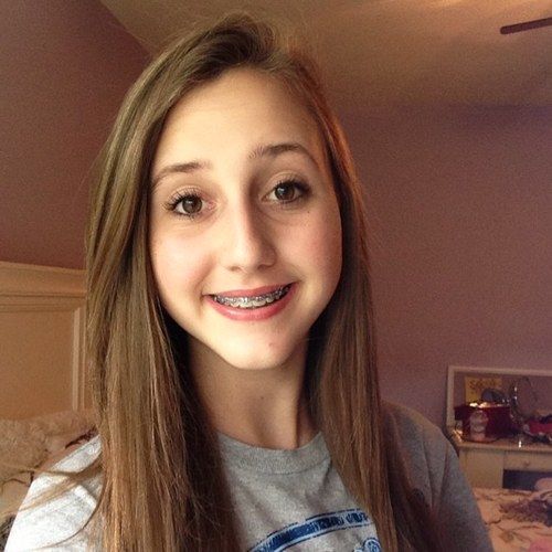 Softballbugg123's profile picture. Cheer is life.