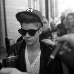 There's gonna be times when people tell you that you can't live out you dreams,this is what i tell them: NEVER SAY NEVER. ♪ http://t.co/jcjRKXWY9O