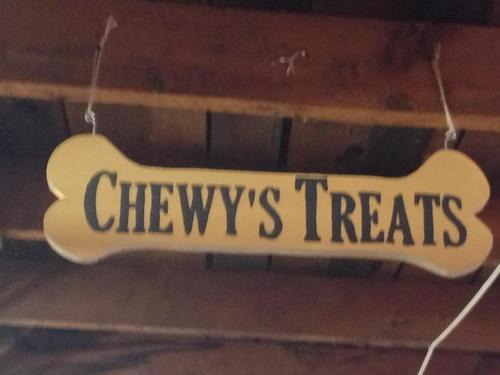 ChewysTreats's profile picture. Pet Supplies, Treats and More!