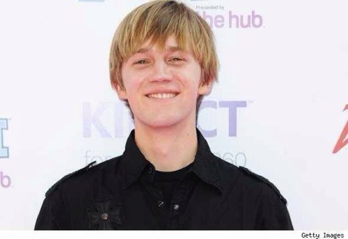 Hi Pj here. My two little sisters are Teddy and Charlie. My two little brothers are Gabe and Toby. I am a little dum somethimes Married to @cheerholt i love her