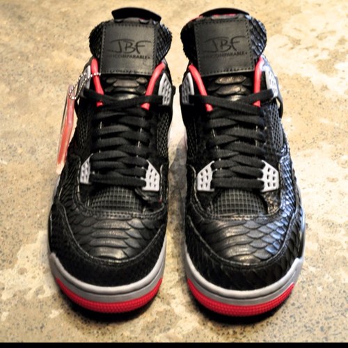 Sneaker: 404 Cranbrook Road,Gants Hill, Ilford, Essex, IG2 6HW. Opening times: Mon-Sat 11-6      Phone no: 020 8554 0868.