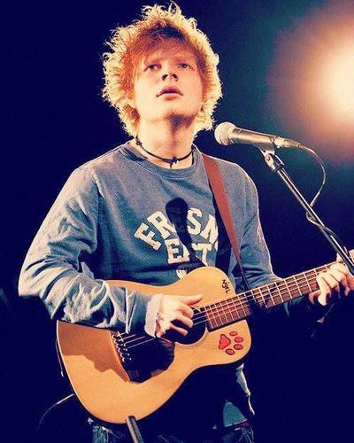 Guess what? I'm in love with Ed, and all his little things. *i follow every single one back i promise* love