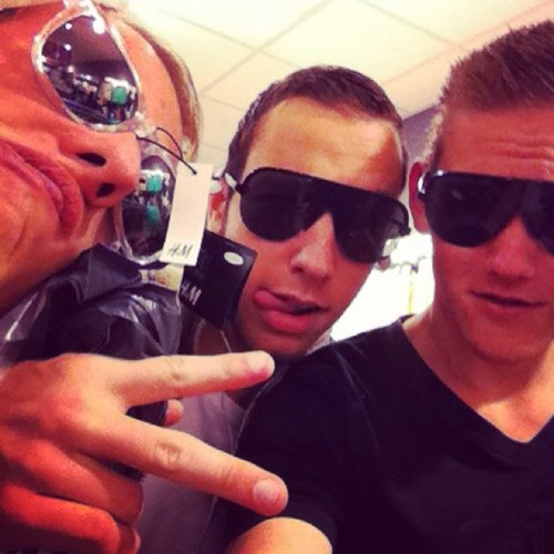 rechter op ava/ * inked * 015!