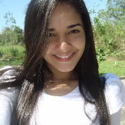''A vida é uma tragédia vista de perto , mais uma comédia vista de longe'' (Charlin Charplin)