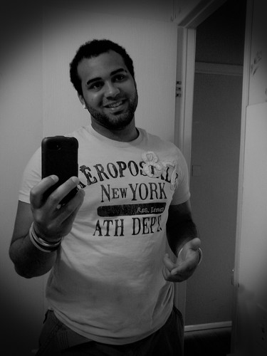 In 3 words i would explain myself Loving, Hansom, Christian.  I love Jesus sooo much he is the only reason why i live along with my 3 families Love yall too :)