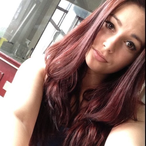 26'03'11 & 13'04'13 Justin Bieber is amazing.
14'02'12  my love is perfect. 
I love my girl Shannon ♡
