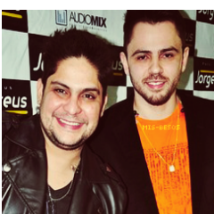 Eu viajei no seu olhar, no teu sorriso, teus segredos ❥ ∞ @jorgeemateus anjos ♥ Since: 15.02.2013 ! Sumaré- SP http://t.co/TGXKrZWwx8