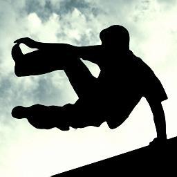 Traceur de Santiago de Compostela.
Mi canal: http://t.co/Yt75MesrUZ

Aquí para todos los amantes del arte del Parkour.