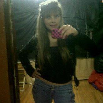 monis2490's profile picture. 