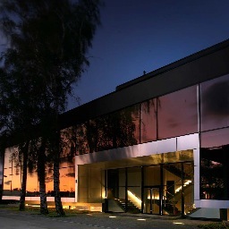 Pinakoteka Ltd.Viduleja family of design managers, developers-build EXPO-OFFICE high tech building 2200 m2 & etc https://t.co/IqnawOIXTK