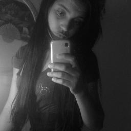 quen5abkmoha's profile picture. Cuando mires las estrellas quiero que me recuerdes,
Ya que en cada una de ellas hay un beso para ti de mi.