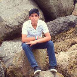 Nunca Te Rindas!
#ForeverYoung
#Portuguesiño 
Guayaquil-Ecuador
#Doraemon
\o/ ☺