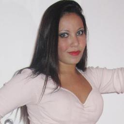 Flávia Vicente - 13/07/89 - 23 anos - Administradora, estudante de Direito. Interessada em tecnologia, concursos, moda, espiritualidade, fitness, etc..