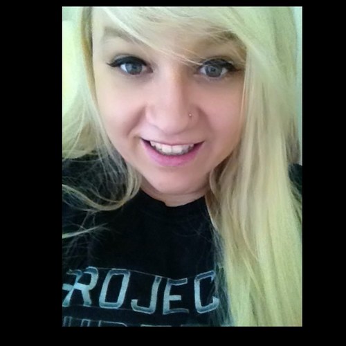 My tweets are sexual/vulgar. Thats who I am. I am an excellent mother ✌Follow. Xoxox.