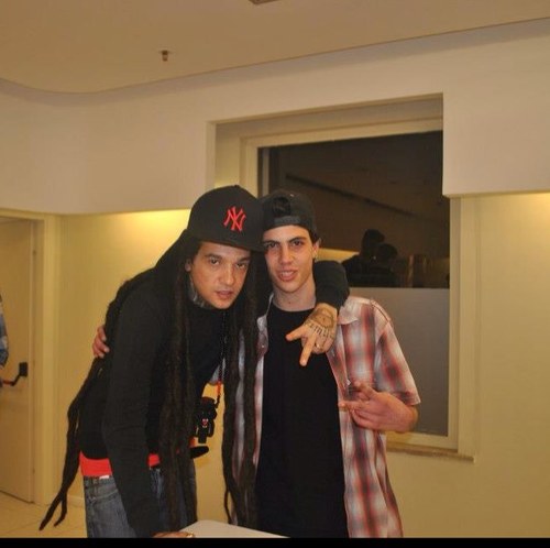 #RAPPER from Palermo! #FOM Flow Of Mondello dammi solo erba e rap e andremo daccordo ;)