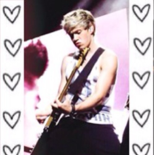 I had some major issues with this acc so i made a new one, @calumcuddlesos ily