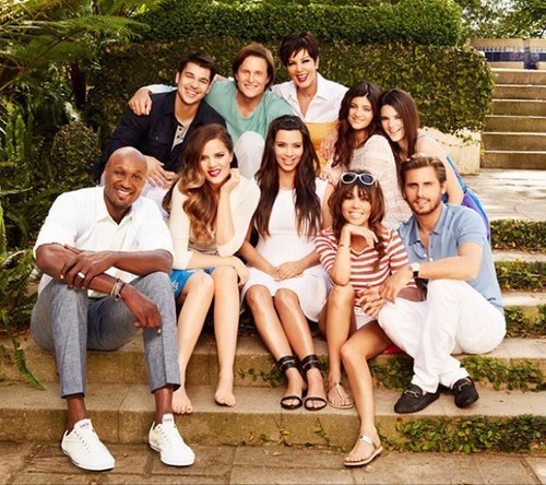 All the news on the kardashians . FOLLOW FOLLOW FOLLOW  dolls :)