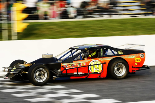 Driver of the the best class of race cars in the world #19 Oscaar Modified
