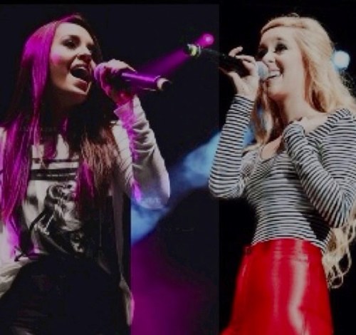 Keeping you updated on Megan and Liz and all their shows :)
Email us pictures from shows you attend at meganandliztourupdates@gmail.com ❤